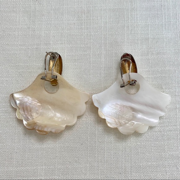 Authentic mother of pearl vintage dangle earrings from the 70s. Great condition. - Picture 3 of 5